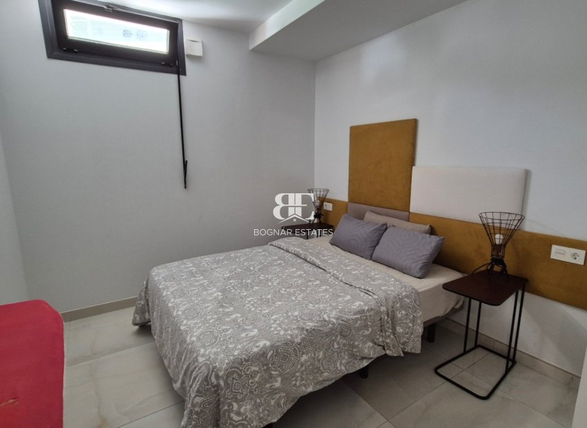 Wiederverkauf - Villa -
Torrevieja - Costa Blanca Sur