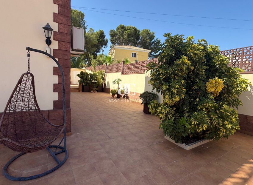 Wiederverkauf - Villa -
Torrevieja - Costa Blanca Sur