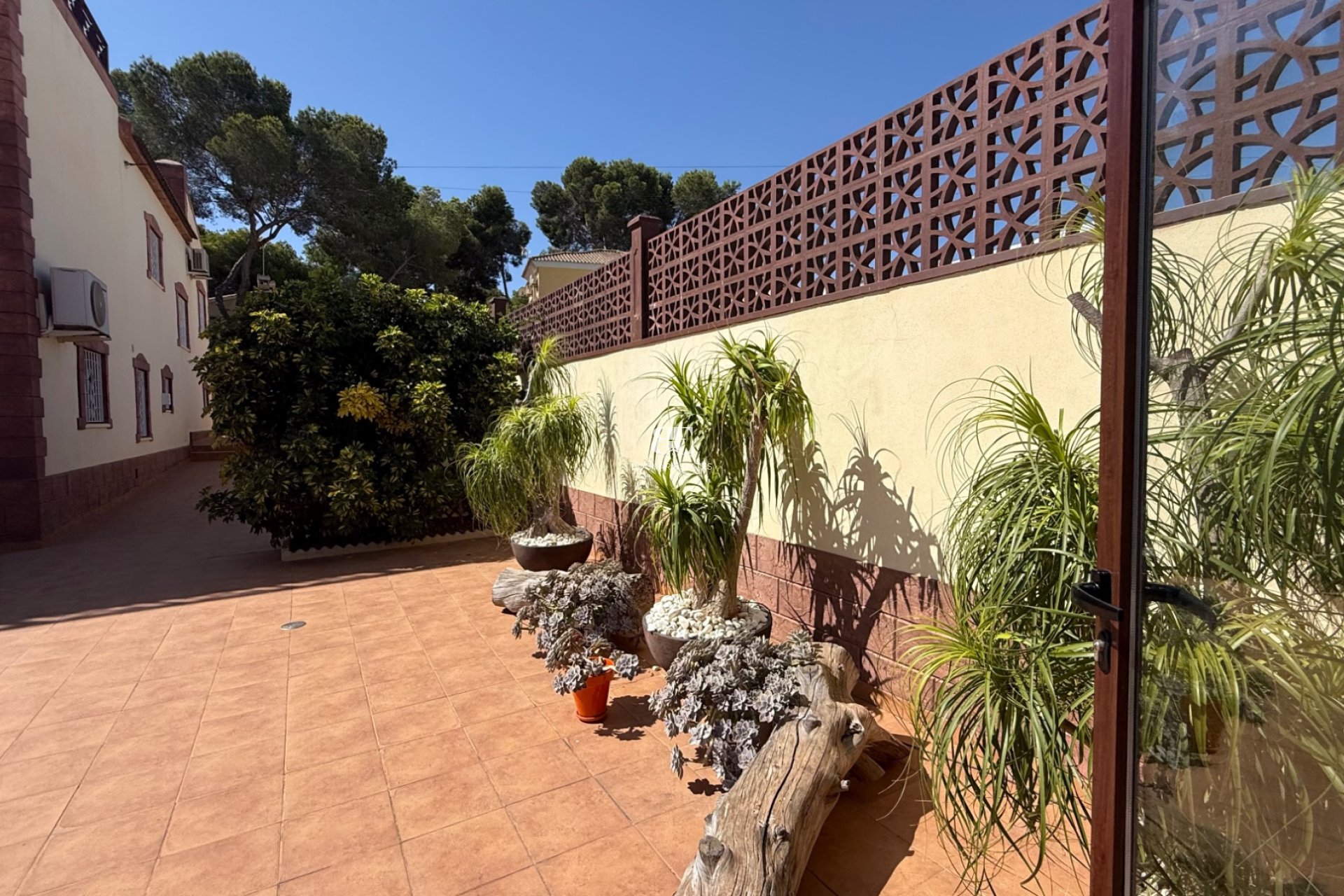 Wiederverkauf - Villa -
Torrevieja - Costa Blanca Sur