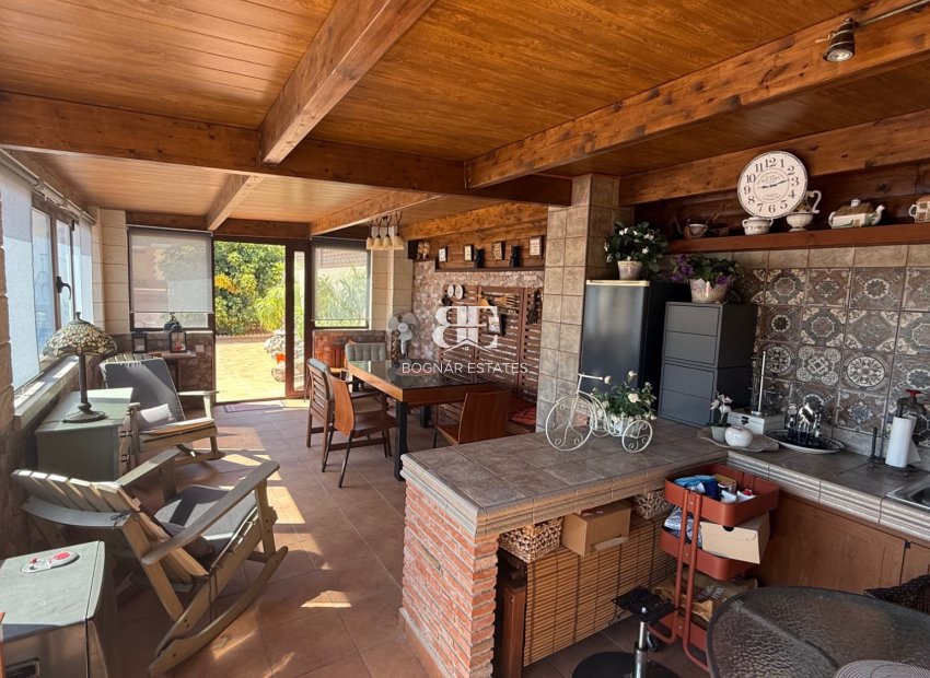 Wiederverkauf - Villa -
Torrevieja - Costa Blanca Sur