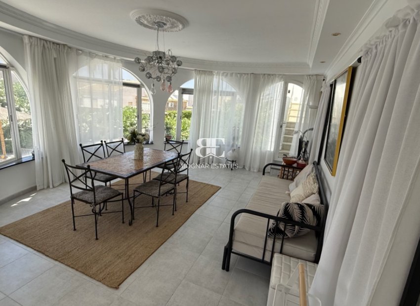 Wiederverkauf - Villa -
Torrevieja - Costa Blanca Sur