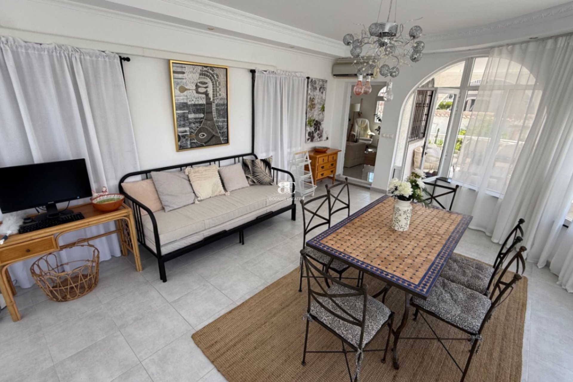 Wiederverkauf - Villa -
Torrevieja - Costa Blanca Sur