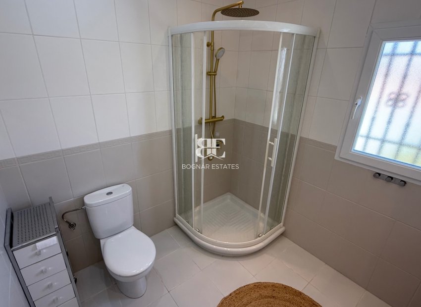 Wiederverkauf - Villa -
Torrevieja - Costa Blanca Sur