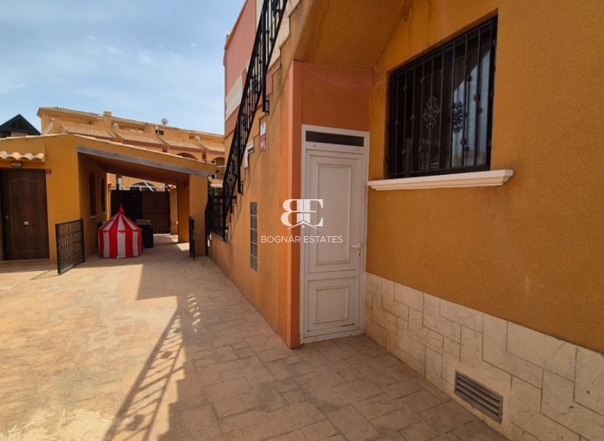 Wiederverkauf - Villa -
Torrevieja - Costa Blanca