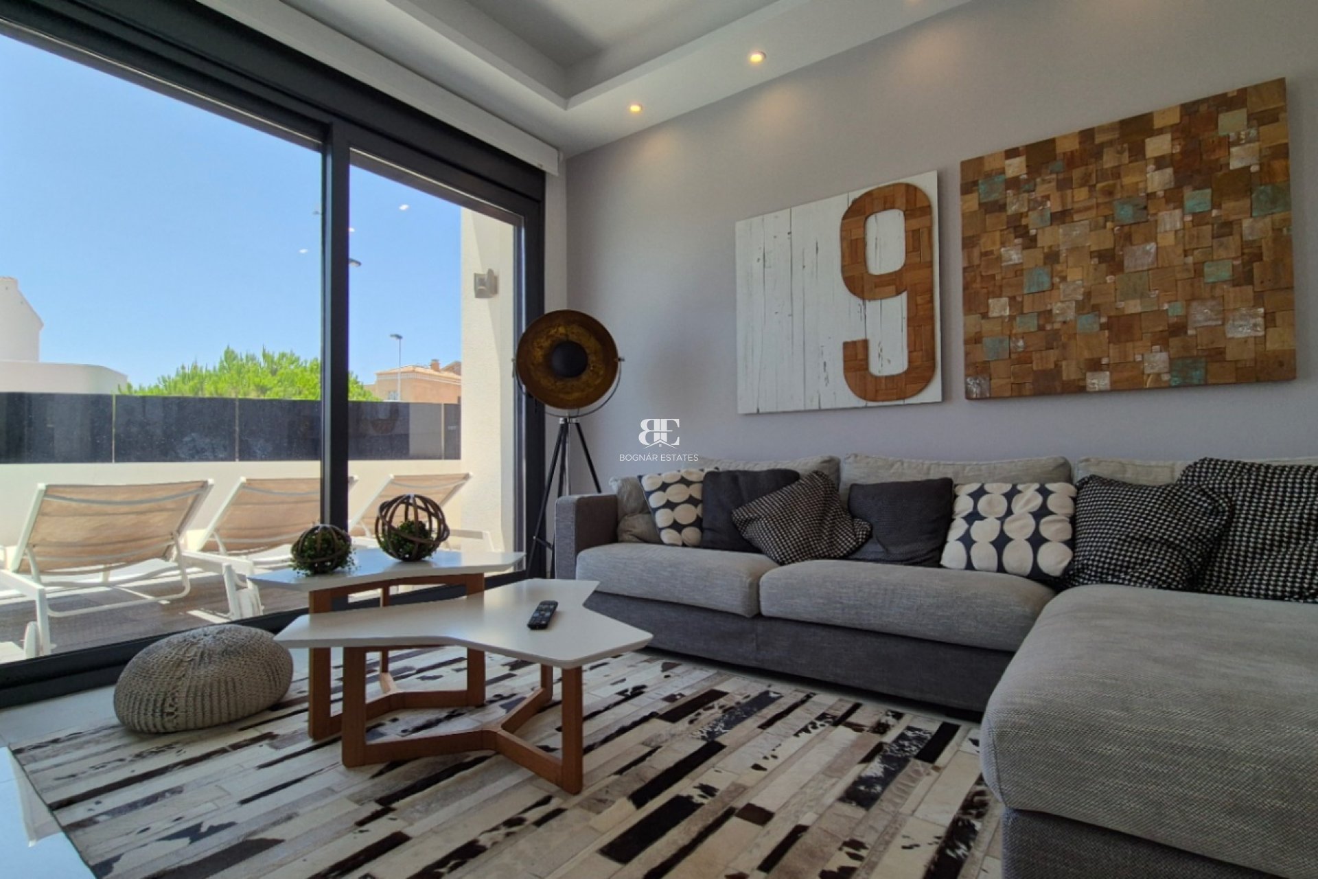 Wiederverkauf - Villa -
Torrevieja - Costa Blanca