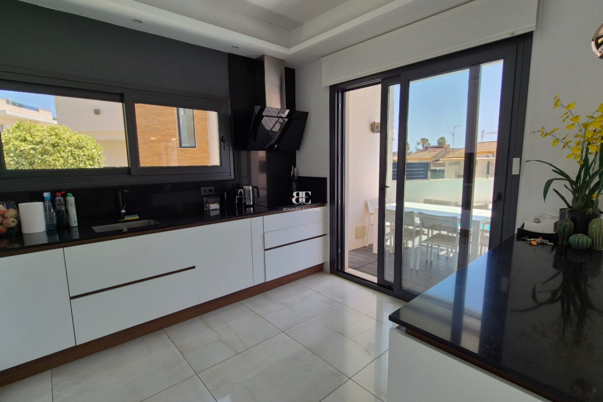 Wiederverkauf - Villa -
Torrevieja - Costa Blanca