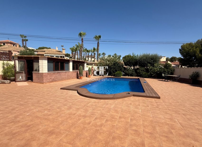 Wiederverkauf - Villa -
Torrevieja - Costa Blanca