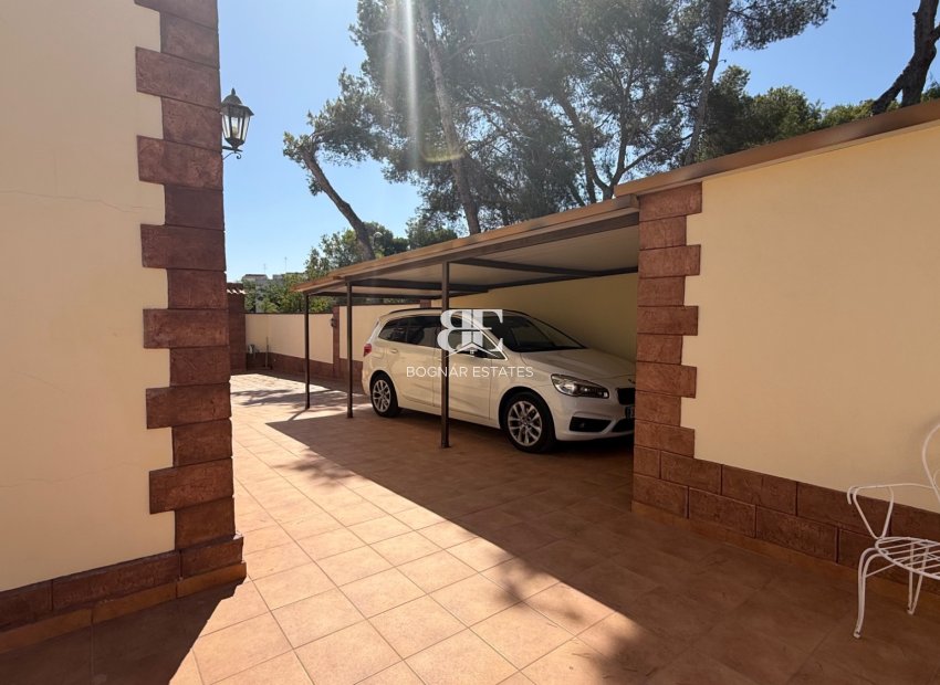 Wiederverkauf - Villa -
Torrevieja - Costa Blanca