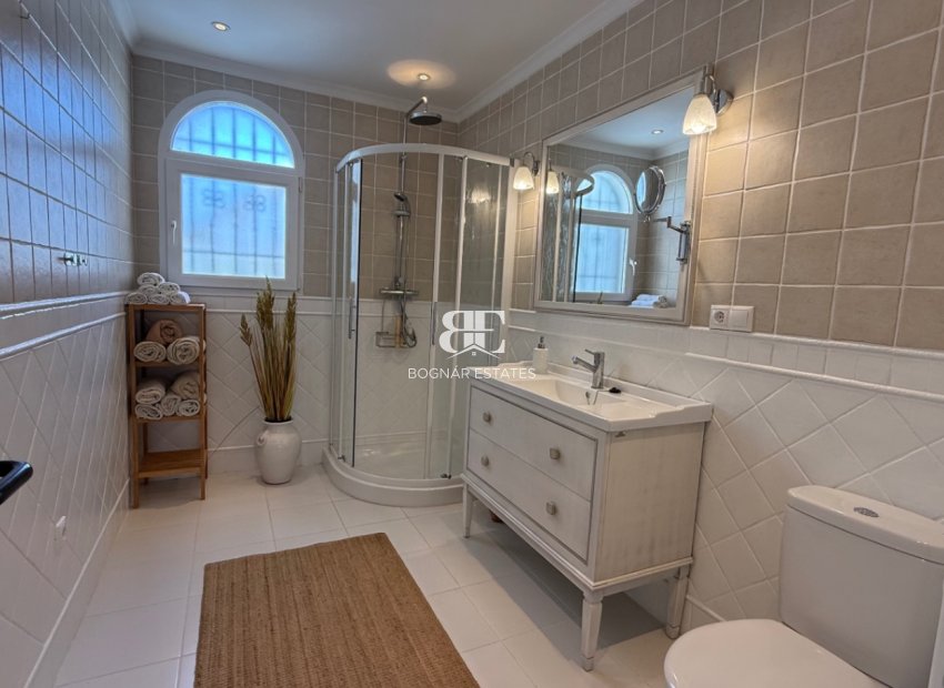 Wiederverkauf - Villa -
Torrevieja - Costa Blanca