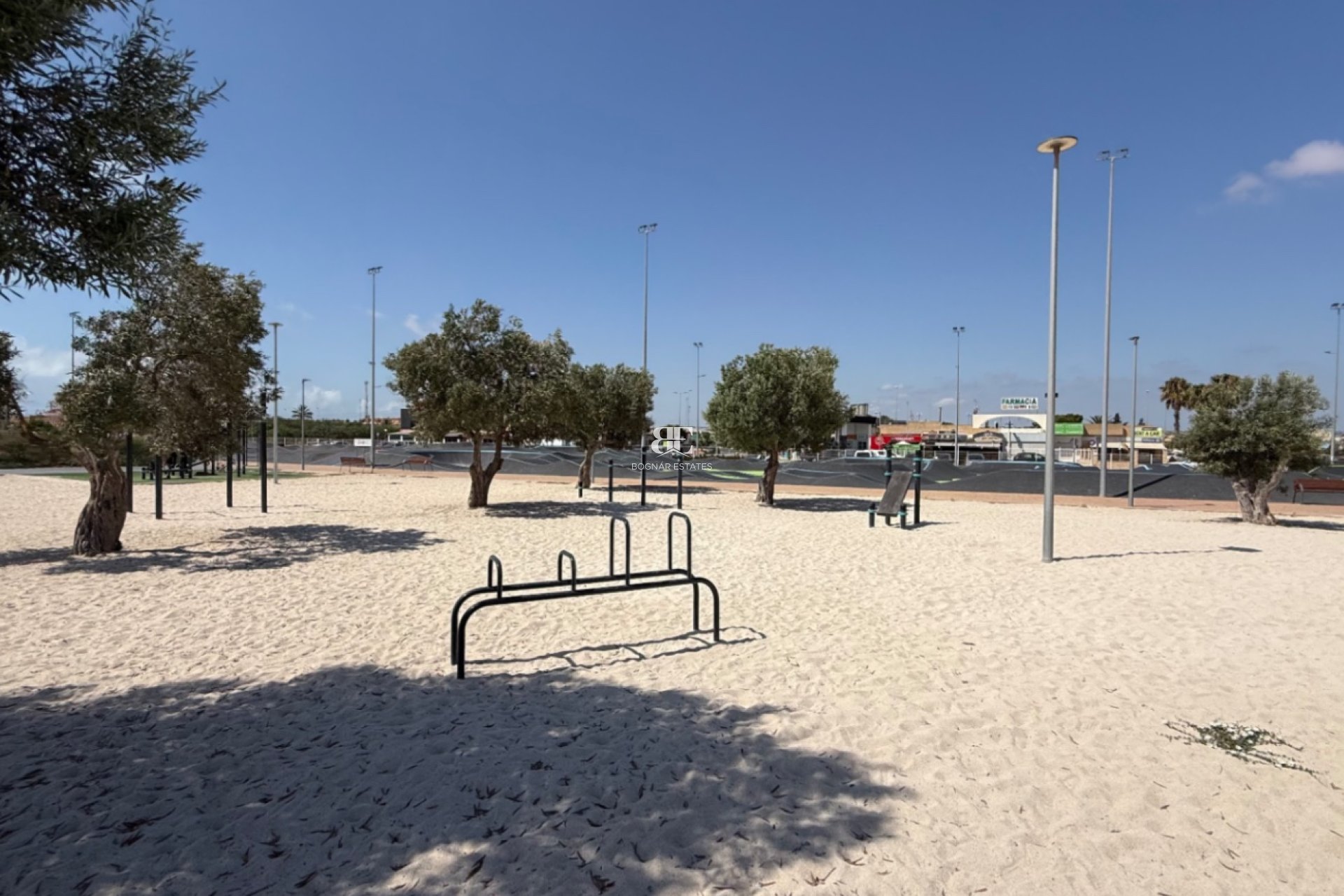 Wiederverkauf - Villa -
Torrevieja - Costa Blanca