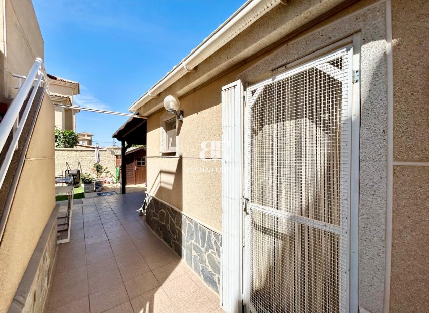 Wiederverkauf - Villa -
Torrevieja - La Siesta