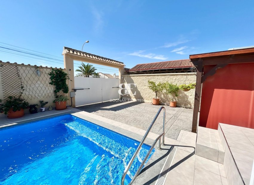 Wiederverkauf - Villa -
Torrevieja - La Siesta