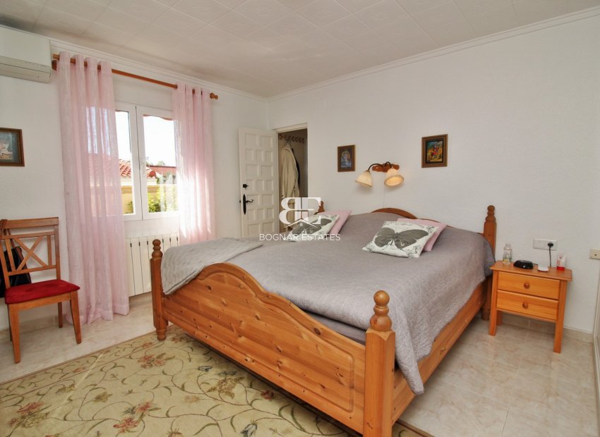 Wiederverkauf - Villa -
Torrevieja - La Siesta