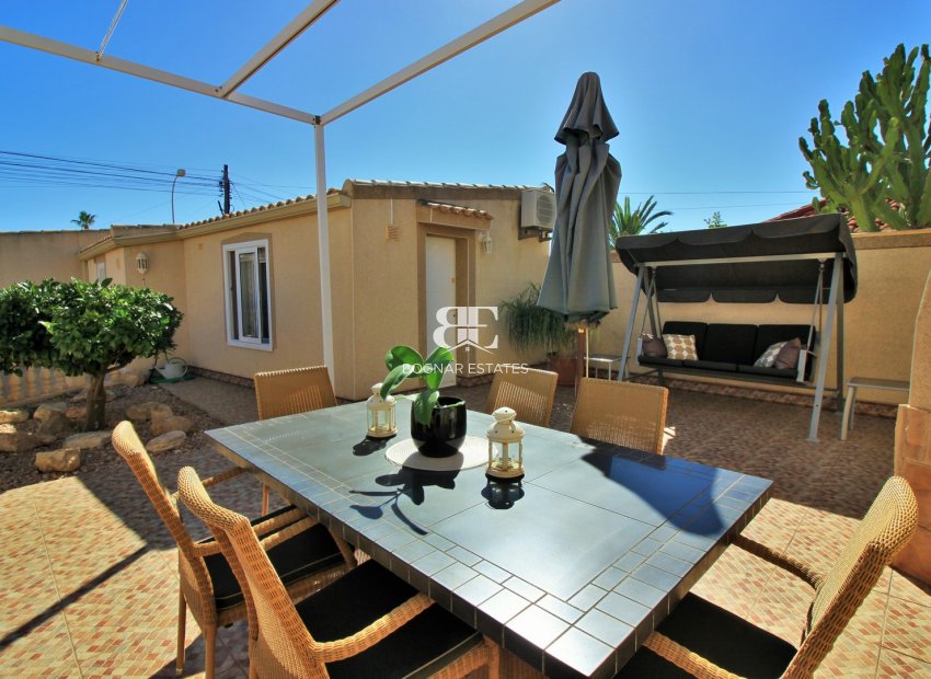 Wiederverkauf - Villa -
Torrevieja - La Siesta