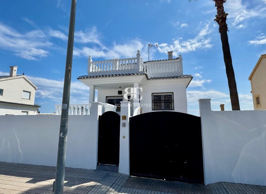 Wiederverkauf - Villa -
Torrevieja - Los Altos*