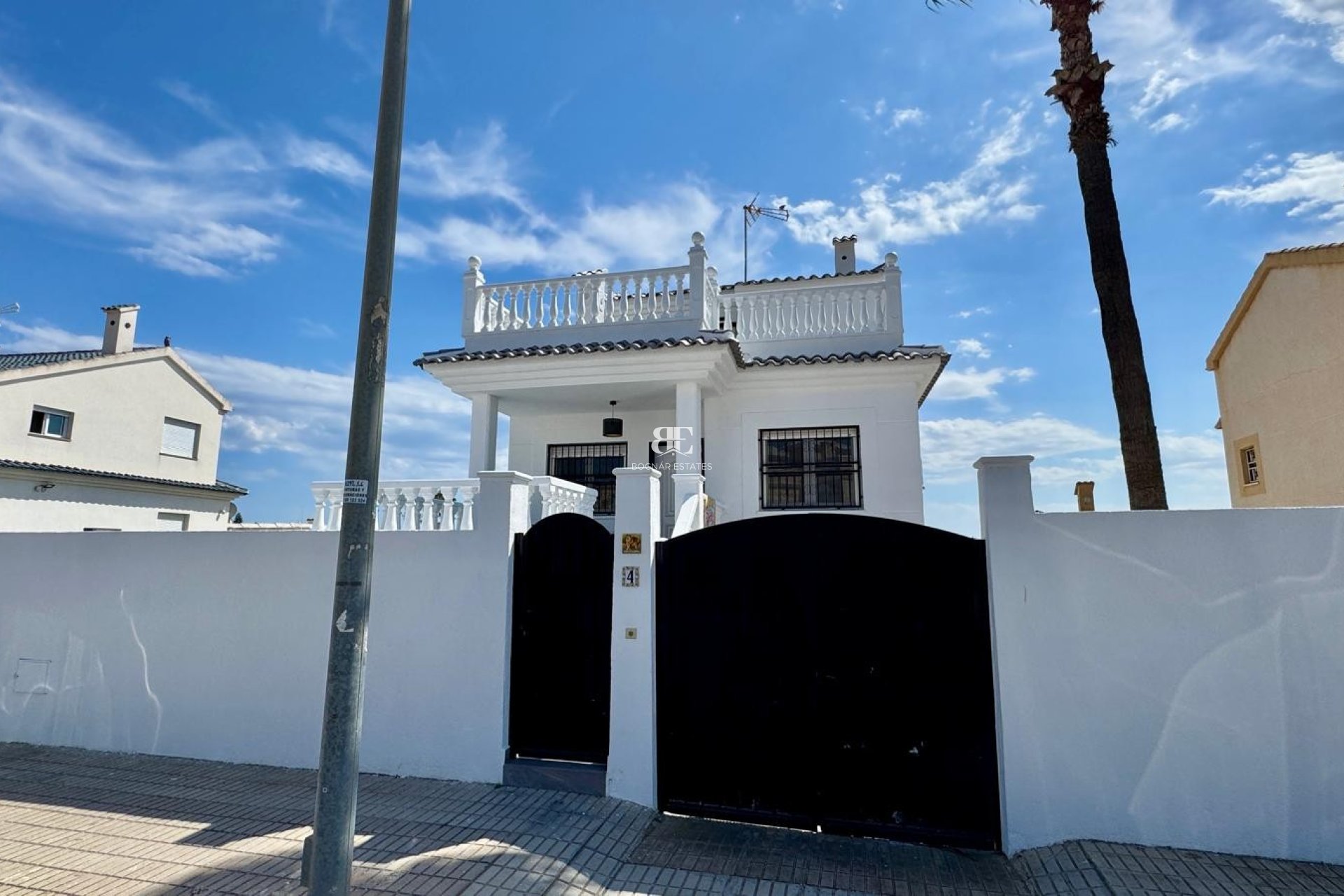 Wiederverkauf - Villa -
Torrevieja - Los Altos*
