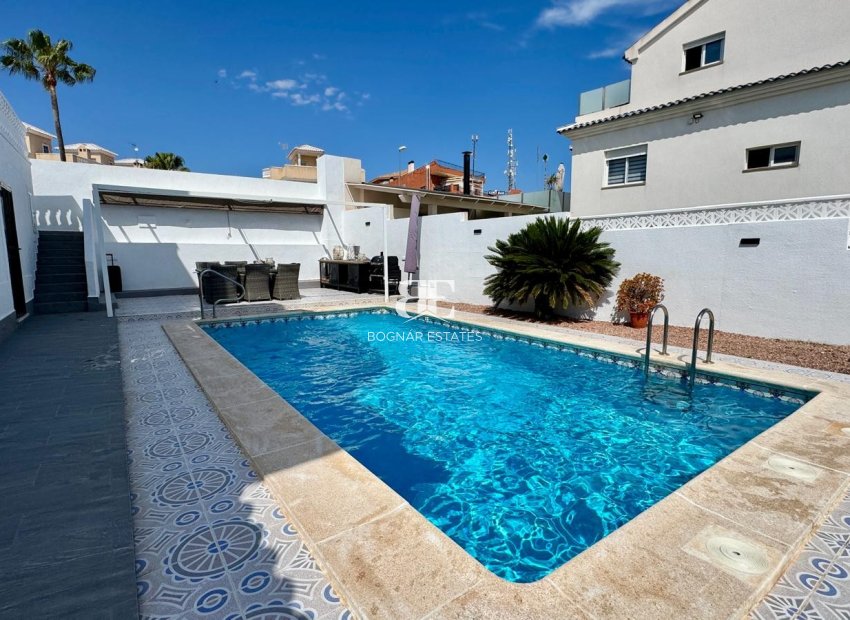 Wiederverkauf - Villa -
Torrevieja - Los Altos*