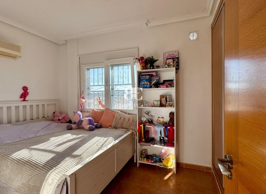 Wiederverkauf - Villa -
Torrevieja - Los Altos*