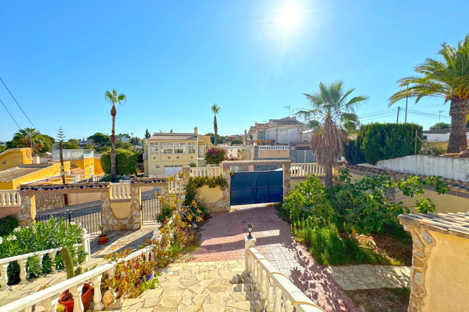 Wiederverkauf - Villa -
Torrevieja - Los Balcones - Los Altos del Edén