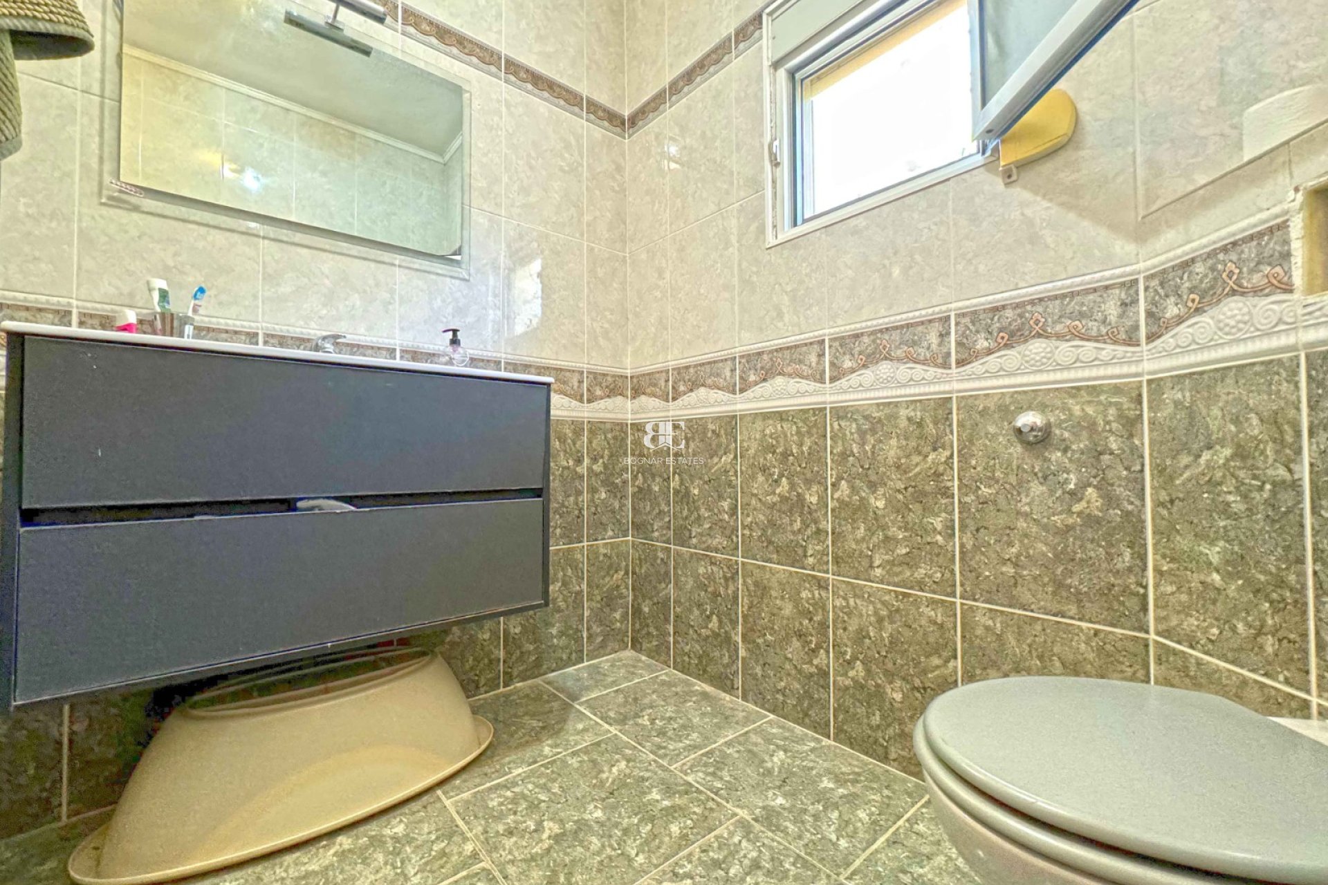 Wiederverkauf - Villa -
Torrevieja - Los Balcones - Los Altos del Edén