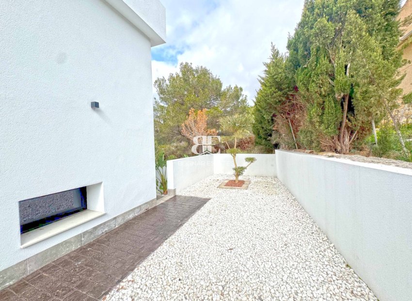 Wiederverkauf - Villa -
Torrevieja - Los Balcones - Los Altos del Edén