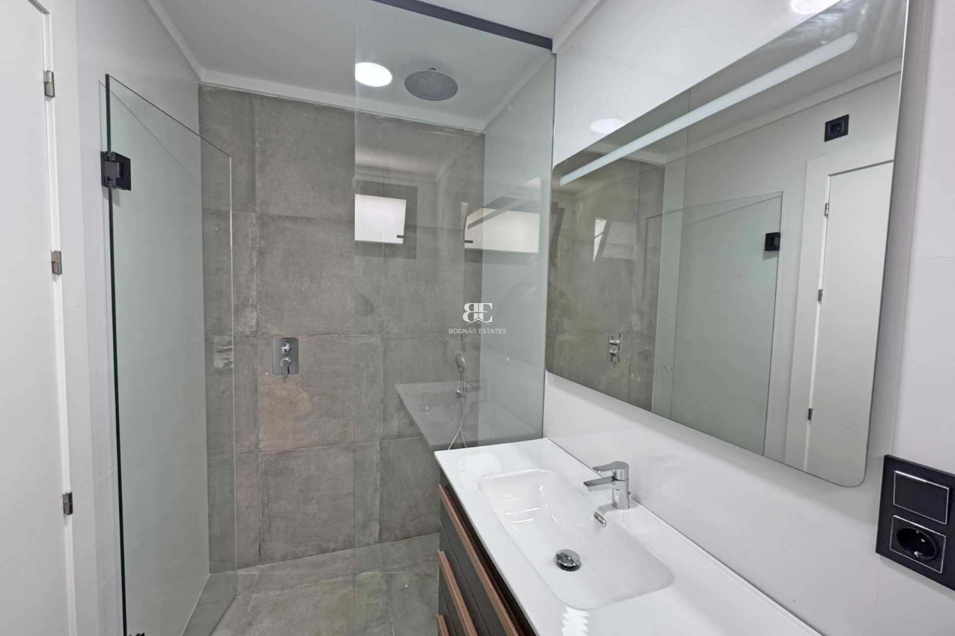 Wiederverkauf - Villa -
Torrevieja - Los Balcones - Los Altos del Edén