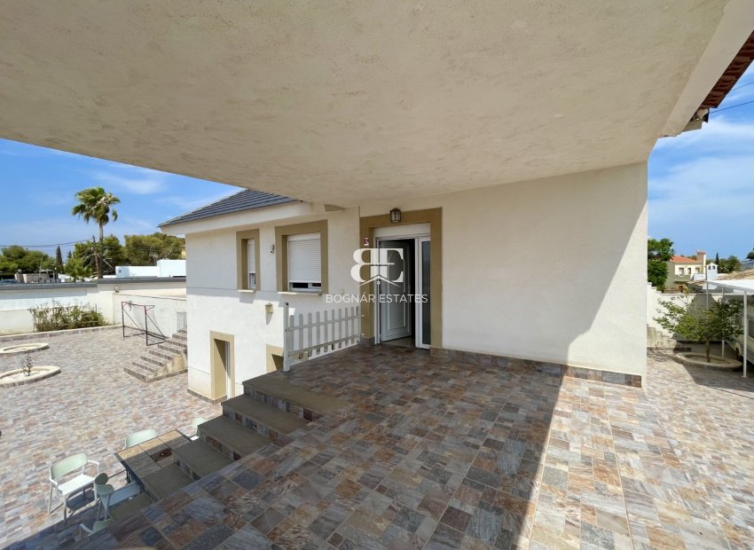 Wiederverkauf - Villa -
Torrevieja - Los Balcones