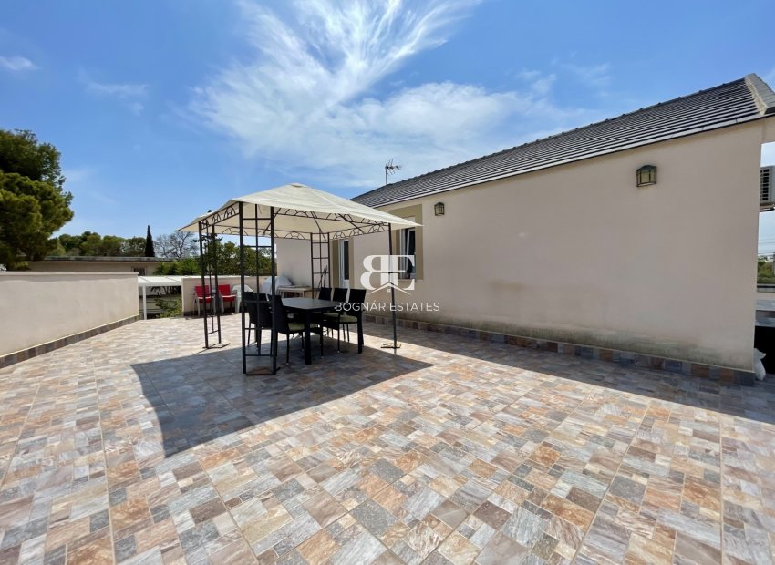 Wiederverkauf - Villa -
Torrevieja - Los Balcones