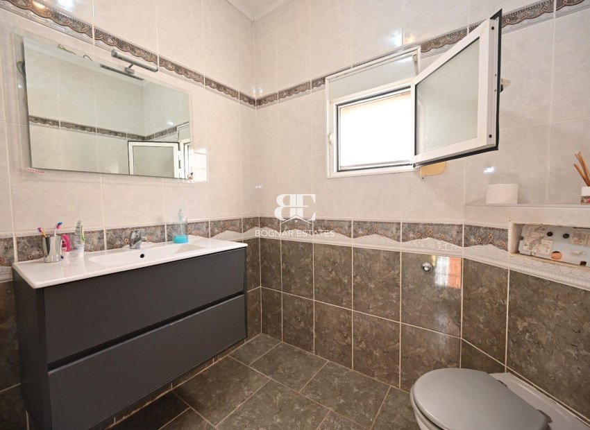 Wiederverkauf - Villa -
Torrevieja - Los Balcones