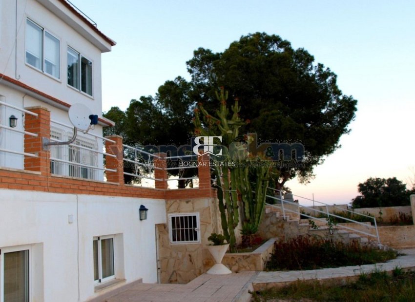 Wiederverkauf - Villa -
Torrevieja - Los Balcones