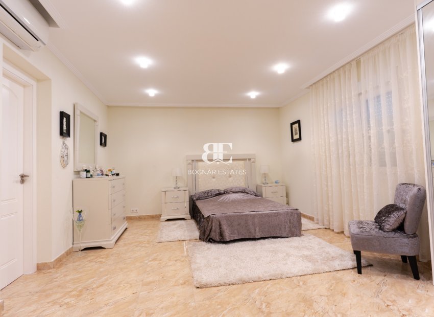 Wiederverkauf - Villa -
Torrevieja - Los Balcones