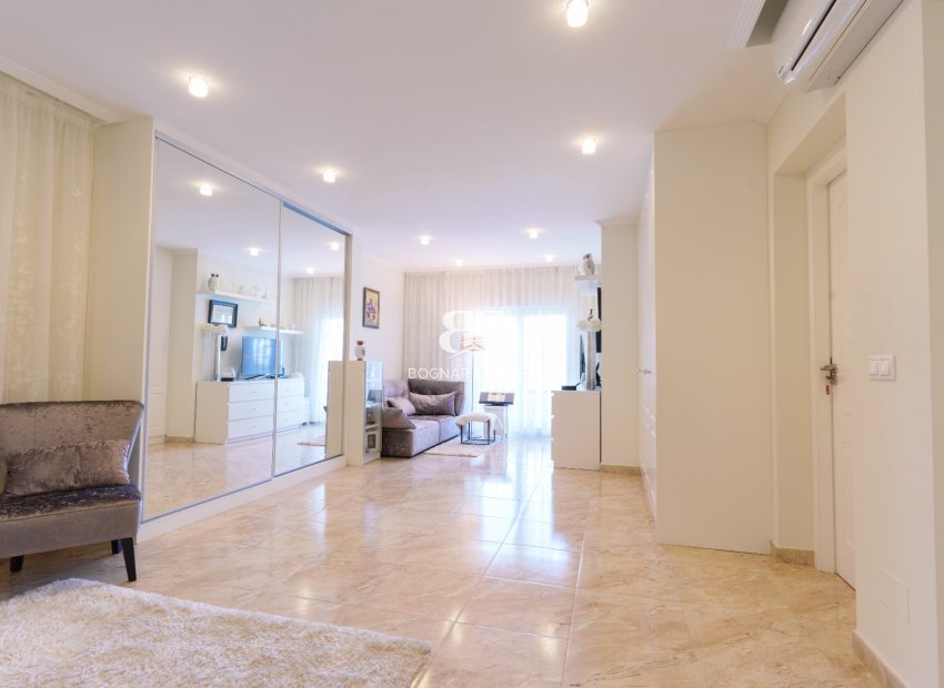 Wiederverkauf - Villa -
Torrevieja - Los Balcones