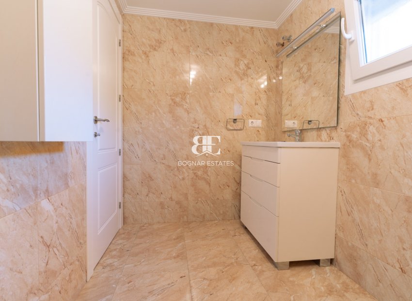 Wiederverkauf - Villa -
Torrevieja - Los Balcones