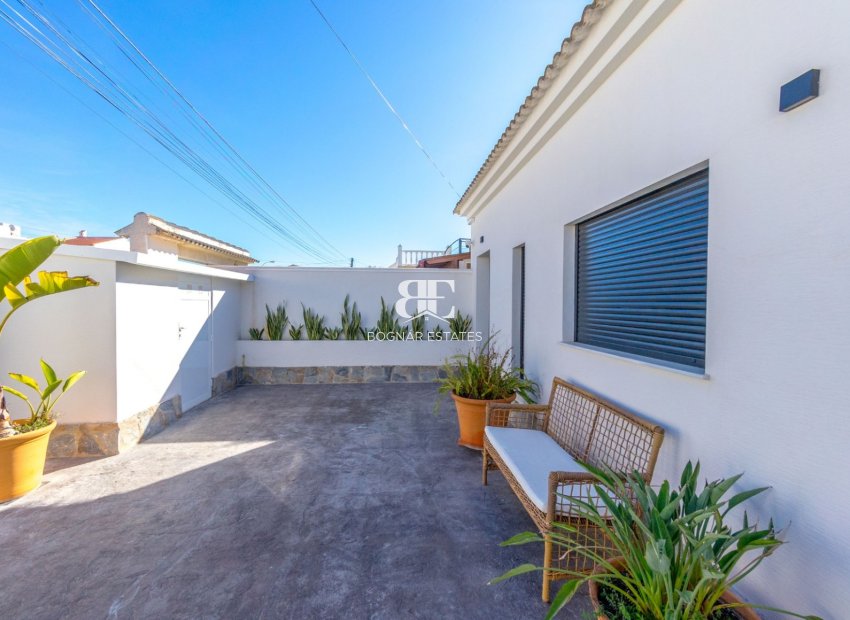 Wiederverkauf - Villa -
Torrevieja - San Luis
