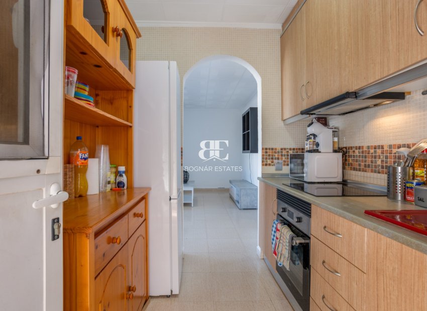 Wiederverkauf - Villa -
Torrevieja - Urbanización San Luis