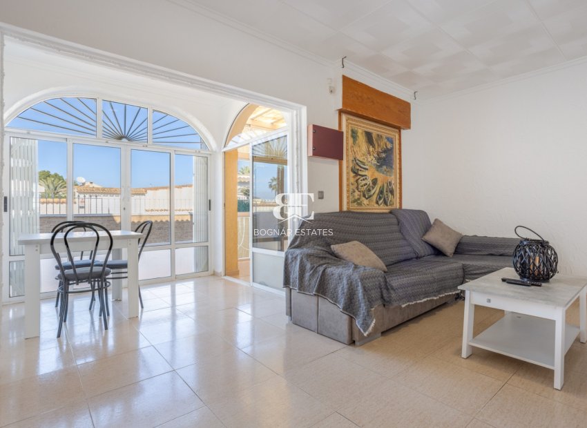 Wiederverkauf - Villa -
Torrevieja - Urbanización San Luis