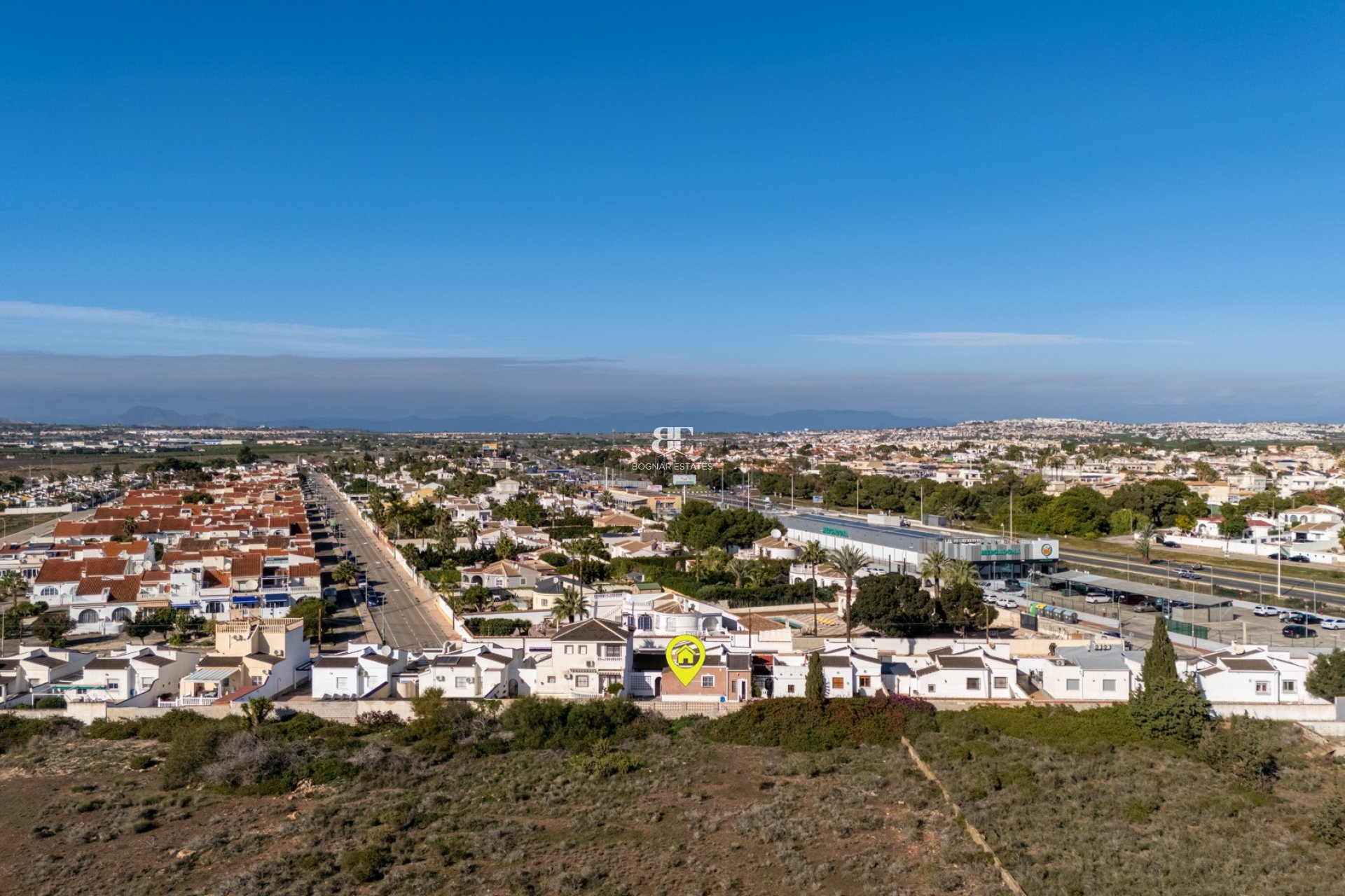 Wiederverkauf - Villa -
Torrevieja - Urbanización San Luis