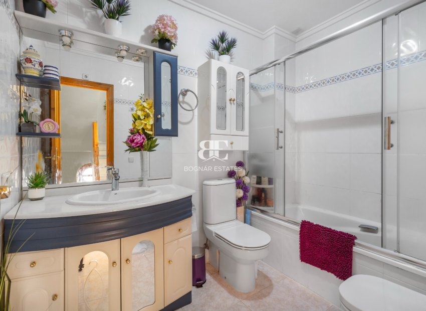 Wiederverkauf - Villa -
Torrevieja - Zona los Frutales