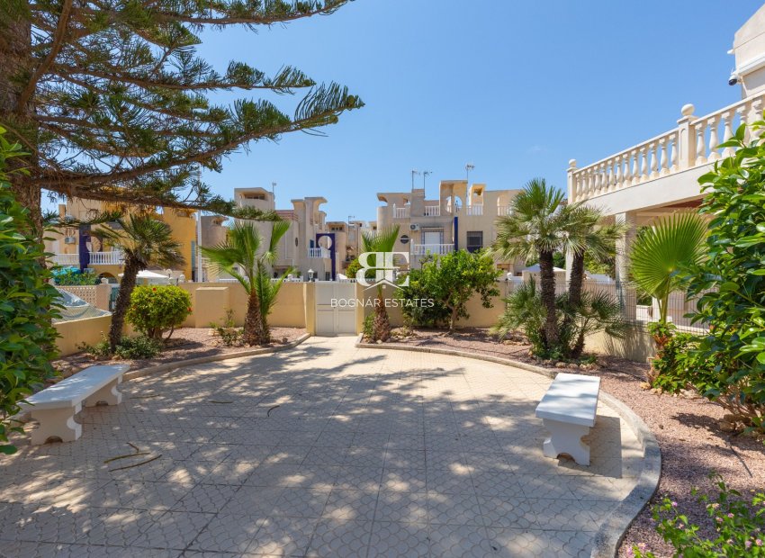 Wiederverkauf - Villa -
Torrevieja - Zona los Frutales