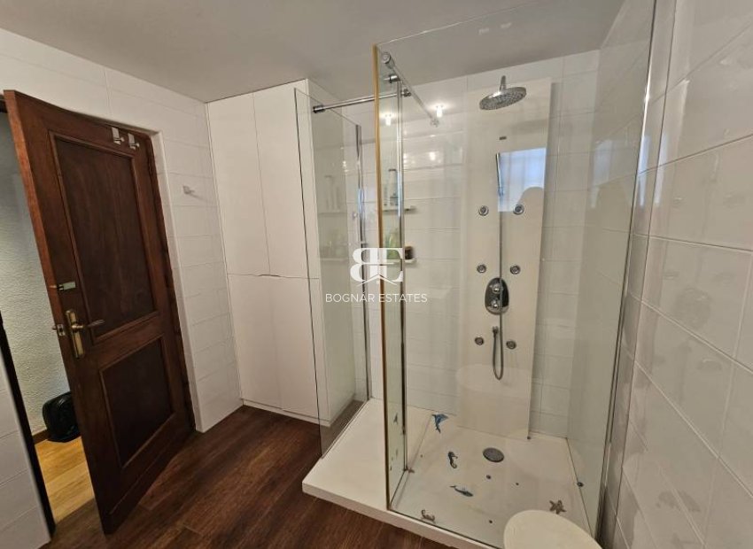 Wiederverkauf - Villa -
Villajoyosa - Varadero/ Estudiantes beach