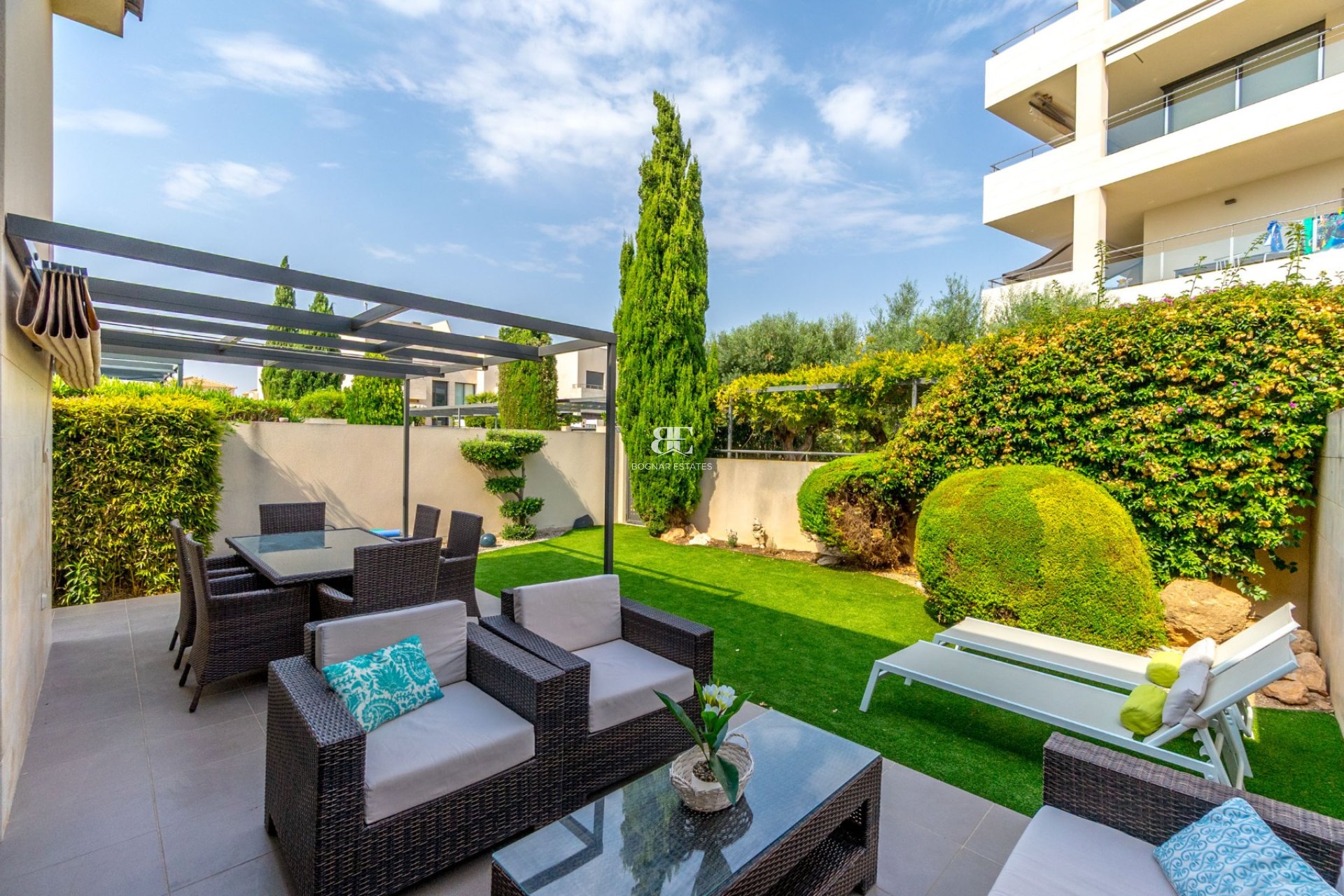 Wiederverkauf - Villa -
Villamartín - Los Dolses