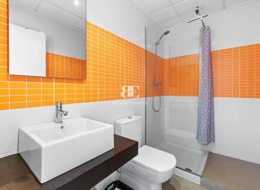 Wiederverkauf - Villa -
Villamartín - Los Dolses