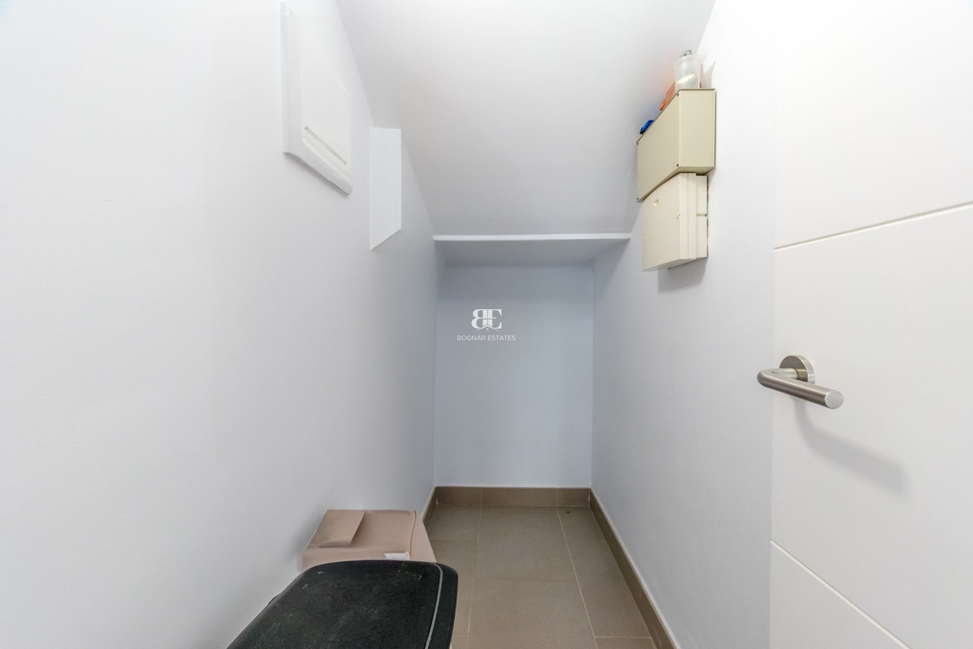 Wiederverkauf - Villa -
Villamartín - Los Dolses