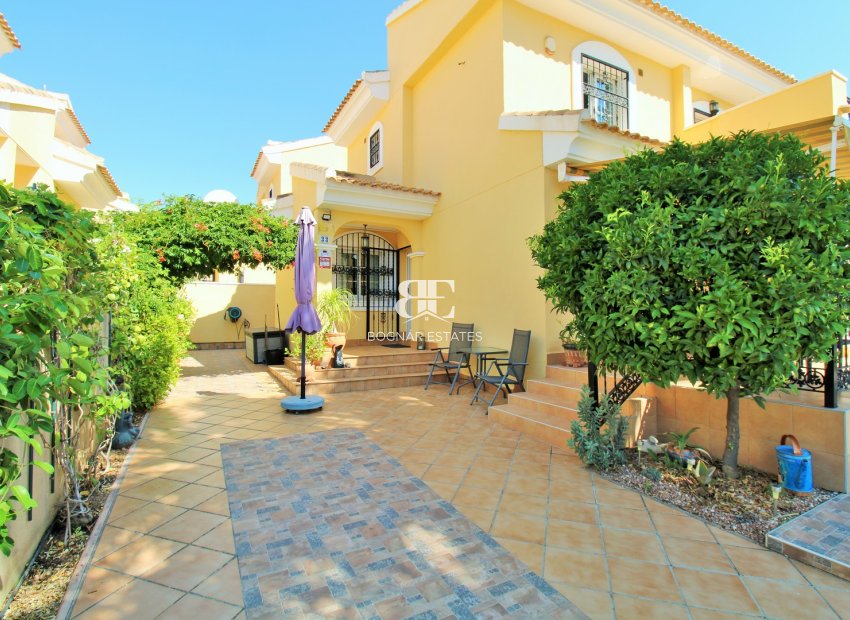 Wiederverkauf - Villa -
Villamartín - Los Dolses