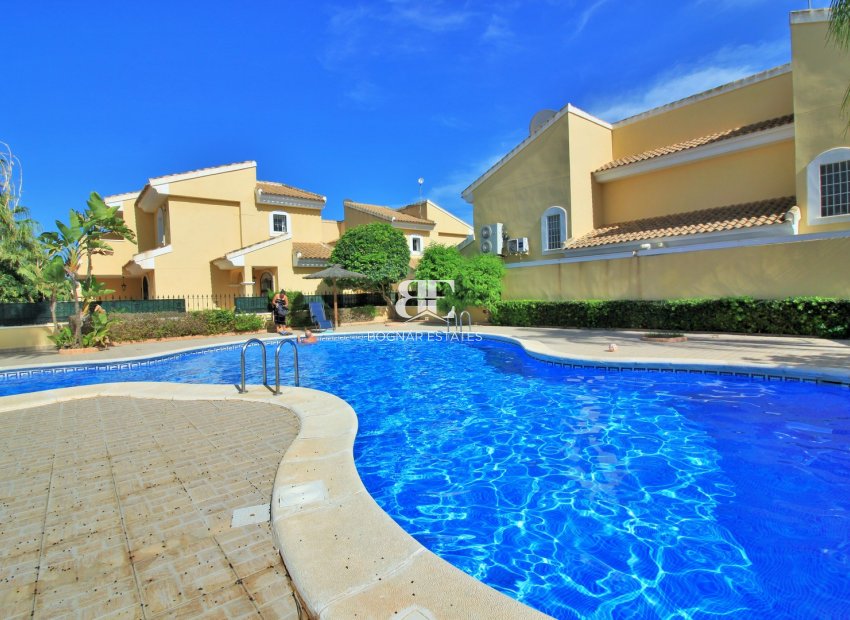 Wiederverkauf - Villa -
Villamartín - Los Dolses
