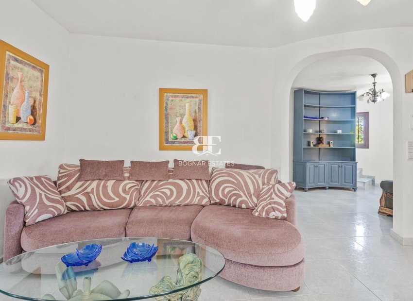 Wiederverkauf - Villa -
Villamartín - Res. Las Filipinas