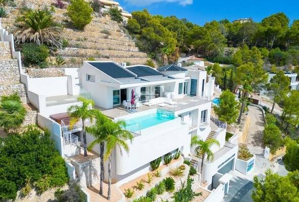 Costa Blanca Homes for Sale: Market Trends & Opportunities