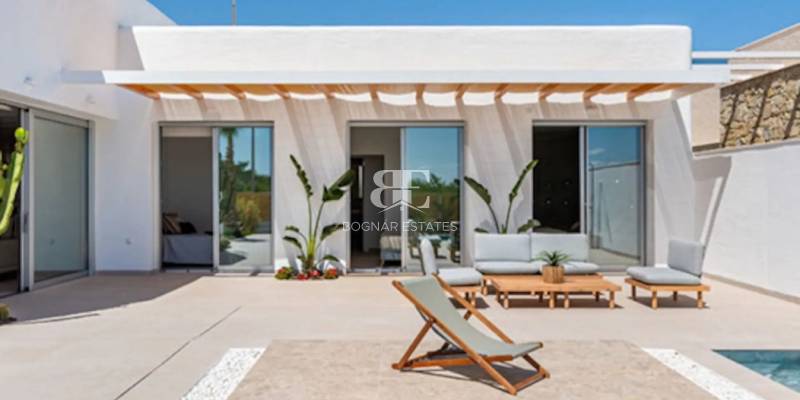 Een villa kopen in Spanje: uw essentiële gids voor 2026