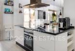 Wiederverkauf - apartment -
Alicante - - Centro  -