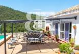 Resale - Villa -
Onil